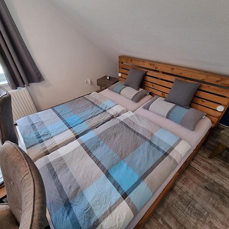 Fewo Floti Ferienwohnung Augustfehn Apen エクステリア 写真